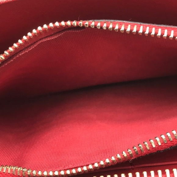 Valentino Garavani Rockstud Continental Leather Wallet. EUC  RED - Picture 12 of 16